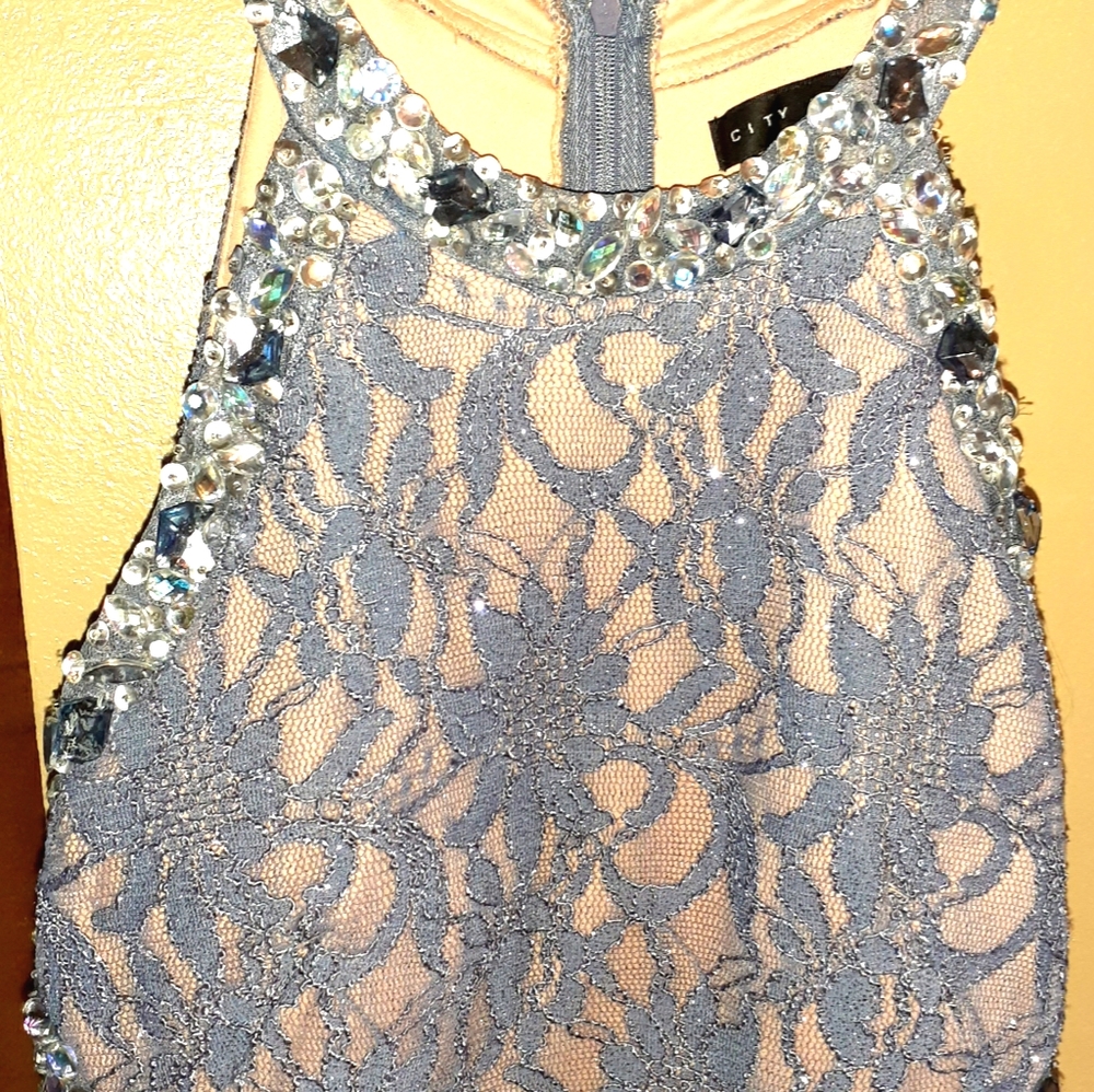 Prom Pretty!! - Picture 1 of 6